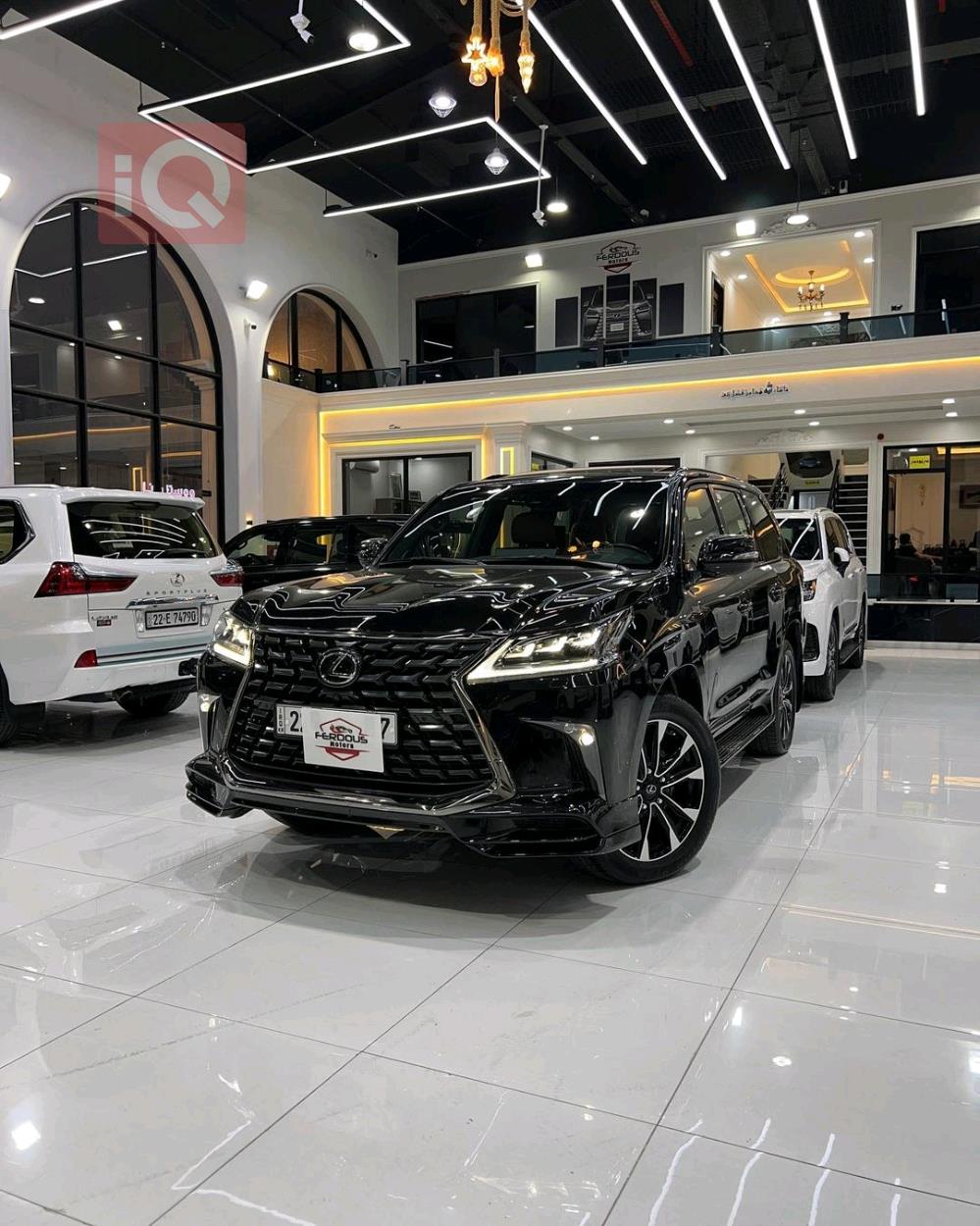 Lexus LX